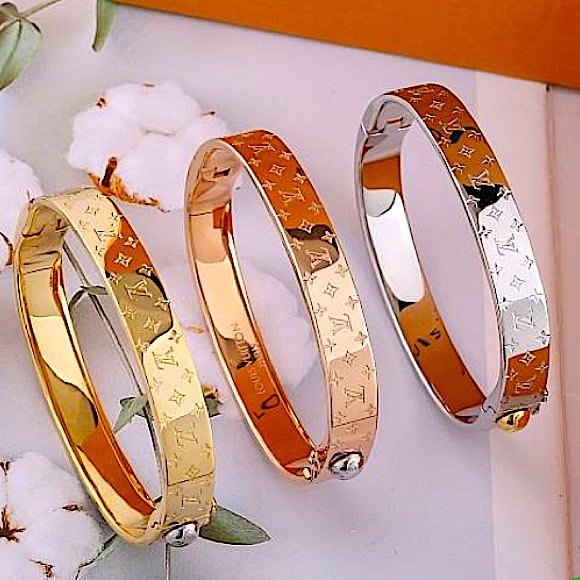 Rose Gold Luxury Four Leaf Clover Silver Bangle Bracelet - Picture 7 of 16